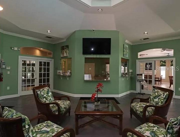 EMERALD ISLAND RESORT PH 2 - Residential