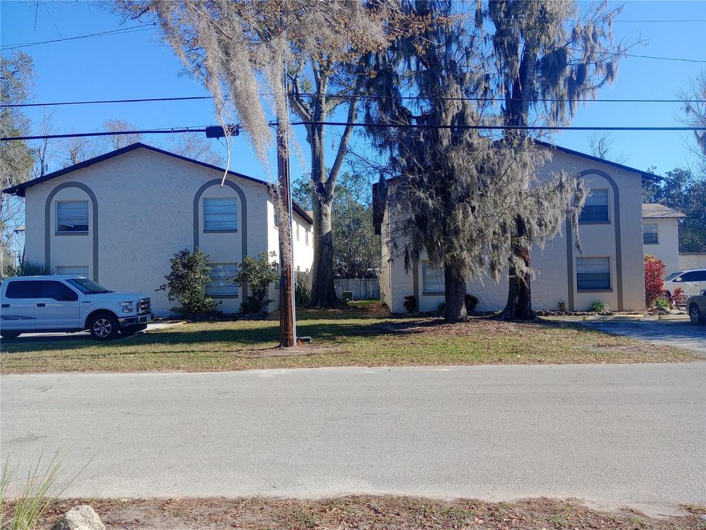 Photo of 1217 Kennedy Road #44, Daytona Beach, FL 32117 (MLS # O6388405)