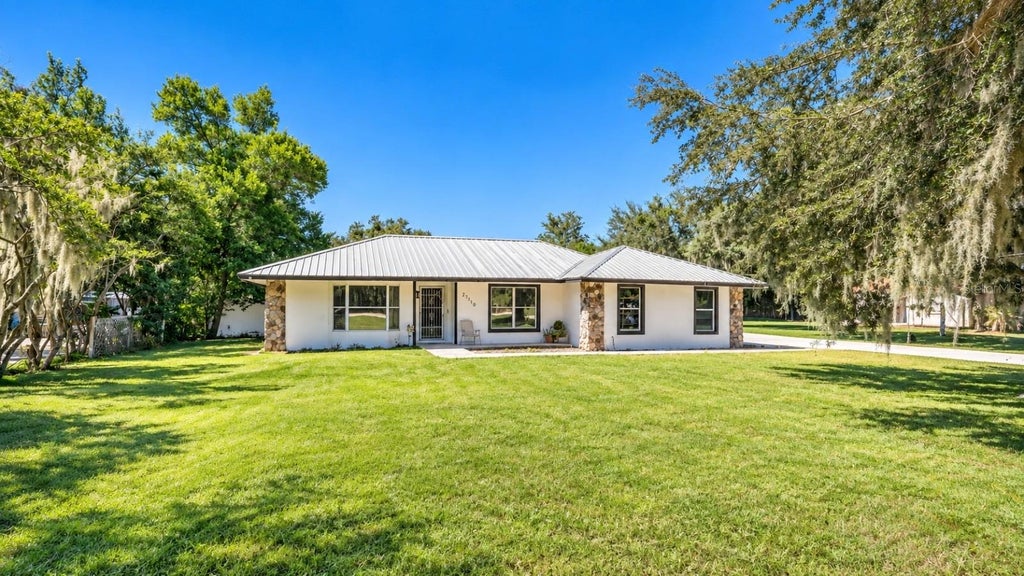 Photo of 2710 Willow Oaks Drive, Valrico, FL 33594 (MLS # TB8555574)
