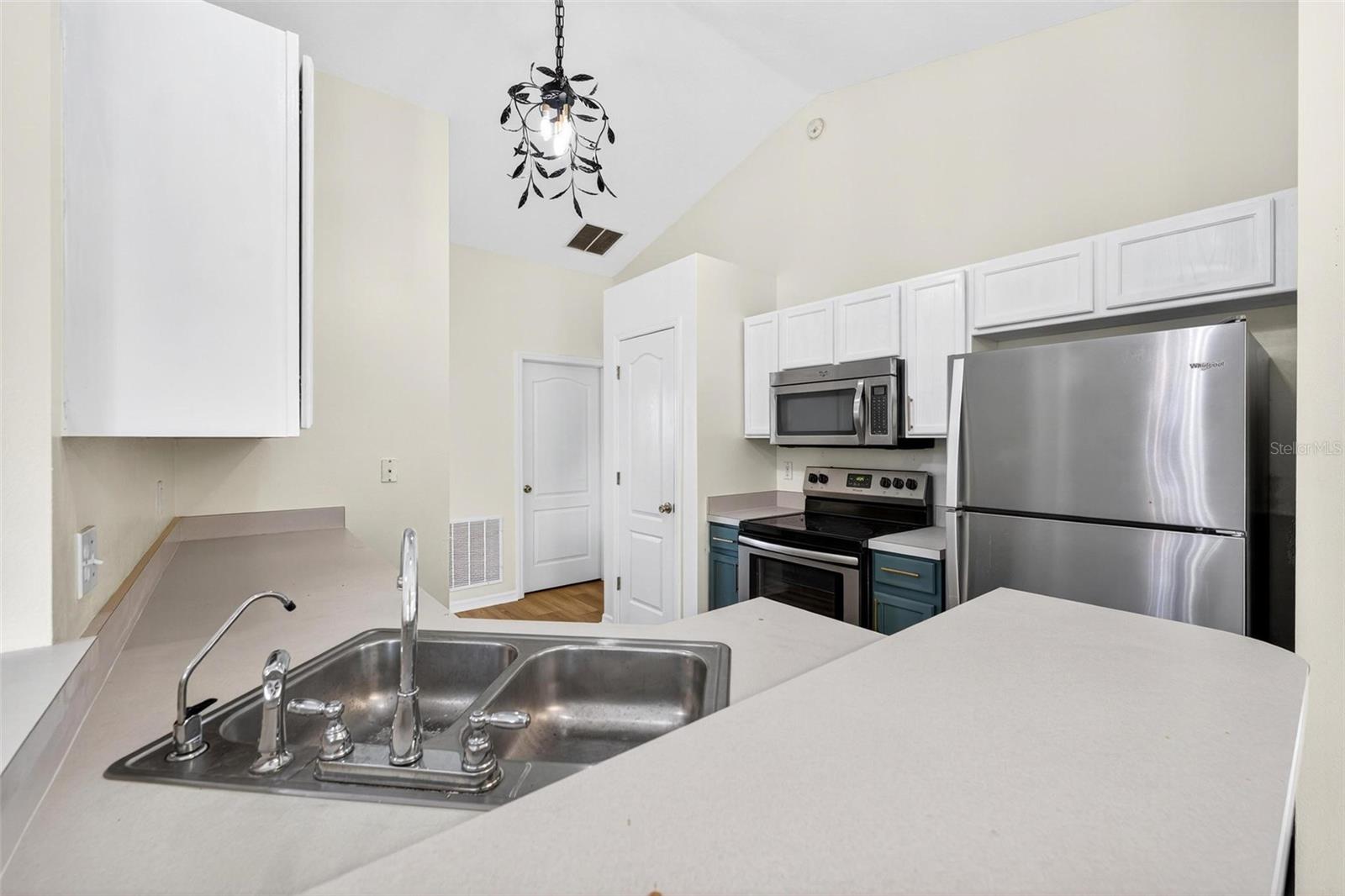 QUAIL VALLEY PHASE III - Residential