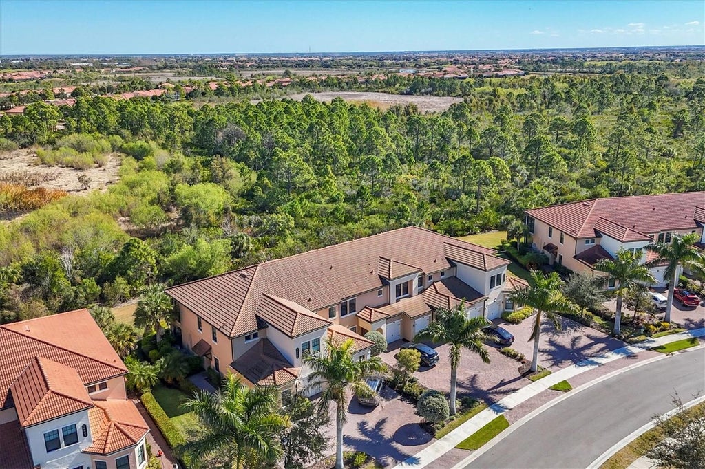 Photo of 10063 Crooked Creek Drive #101, Venice, FL 34293 (MLS # N6145952)