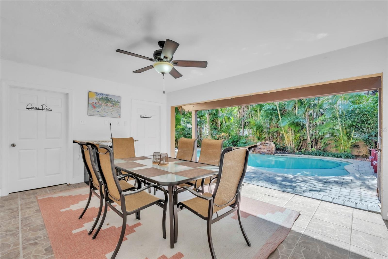 42ND STREET COASTAL COTTAGES - Residential