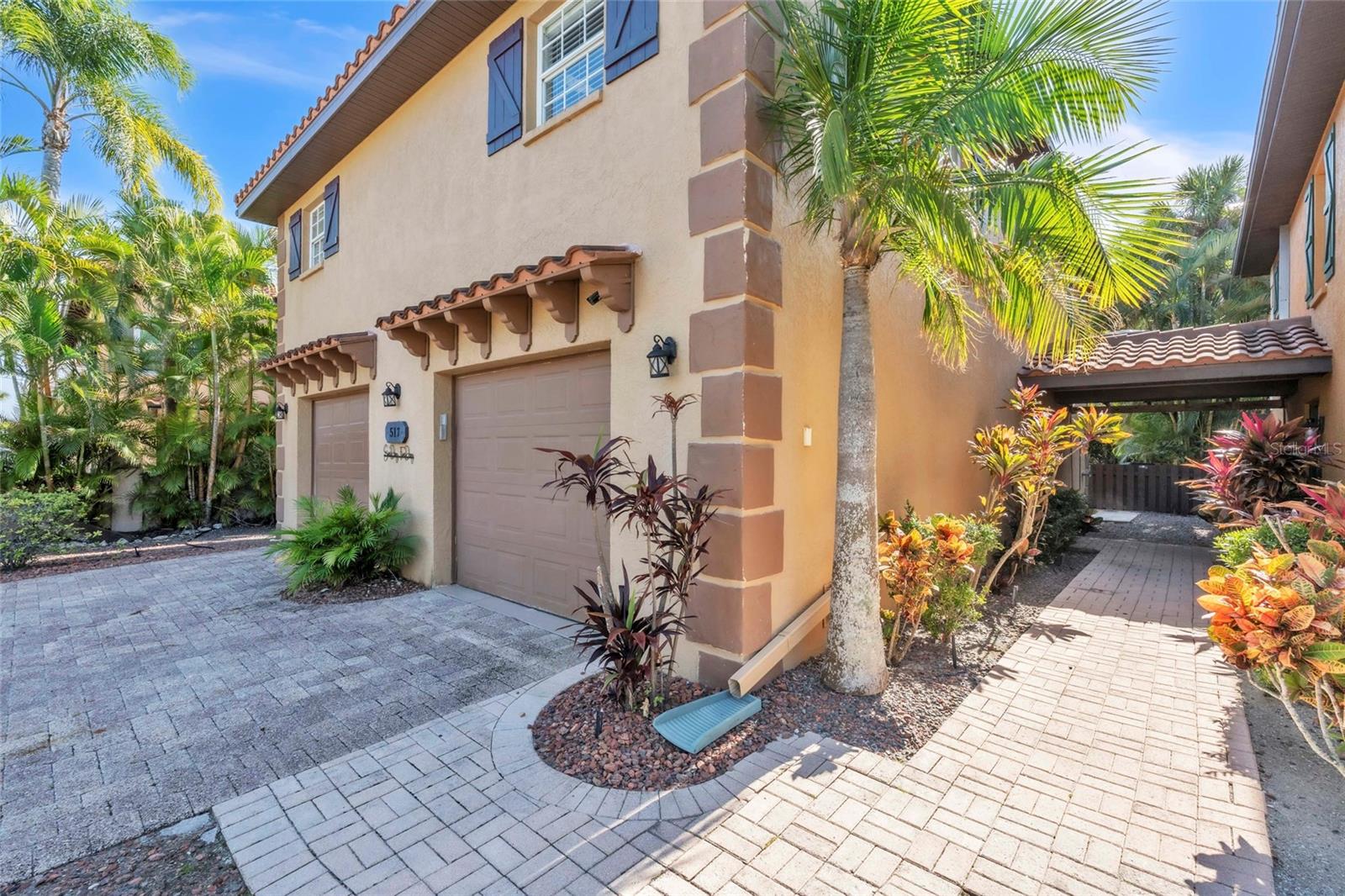 42ND STREET COASTAL COTTAGES - Residential