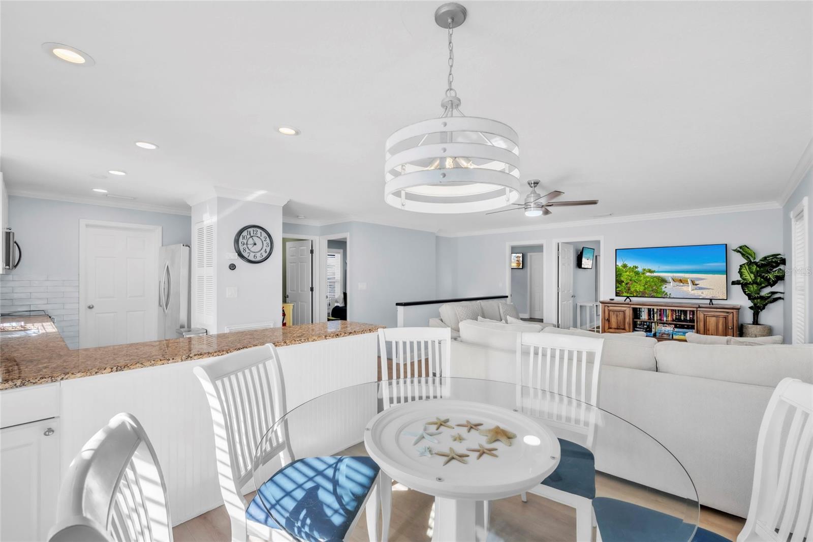 42ND STREET COASTAL COTTAGES - Residential