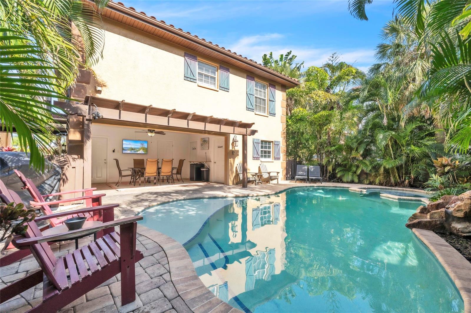 42ND STREET COASTAL COTTAGES - Residential