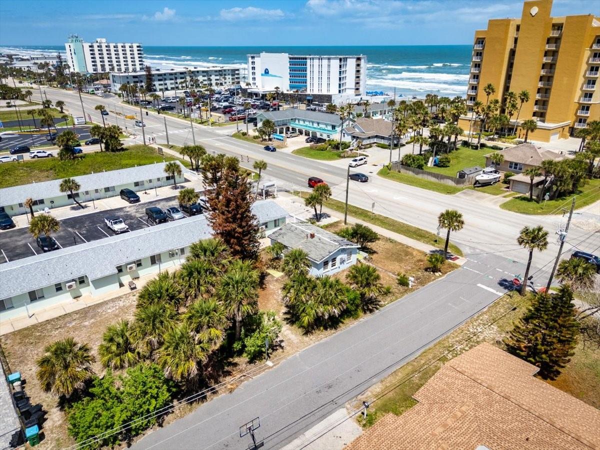 NEW SMYRNA BEACH - Residential