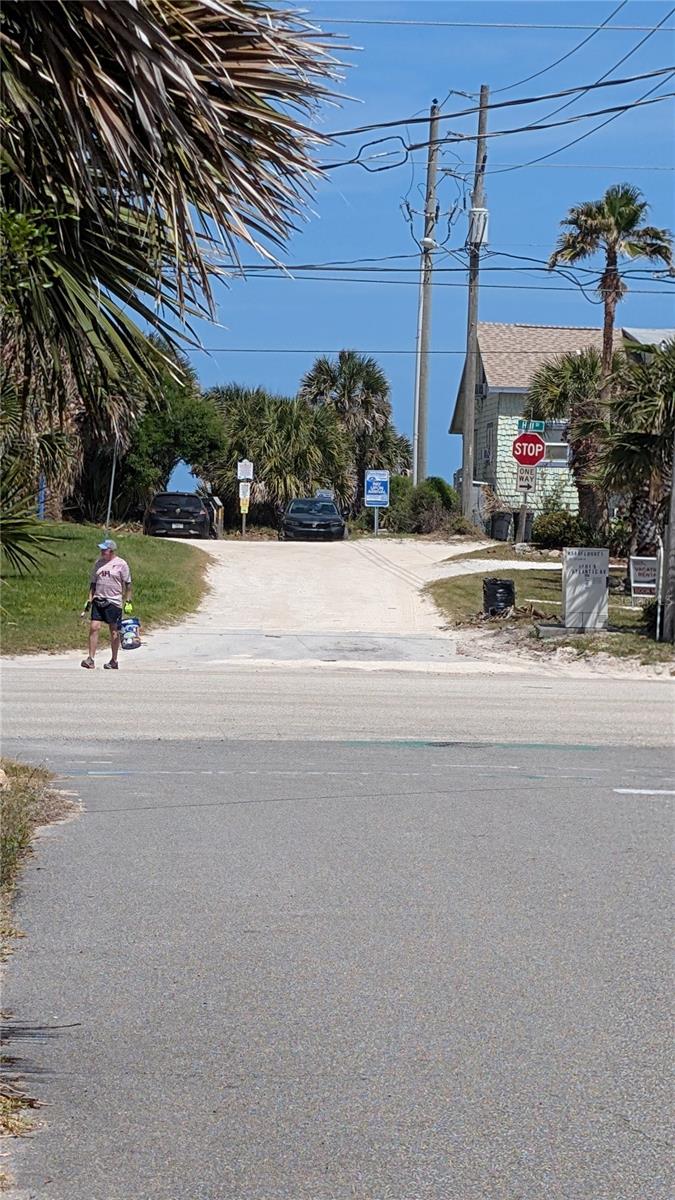 NEW SMYRNA BEACH - Residential