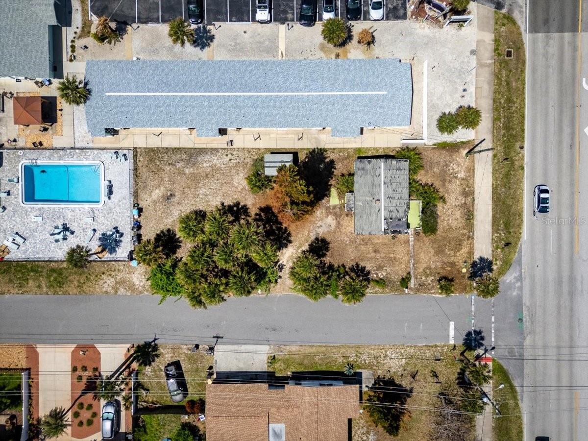 NEW SMYRNA BEACH - Residential