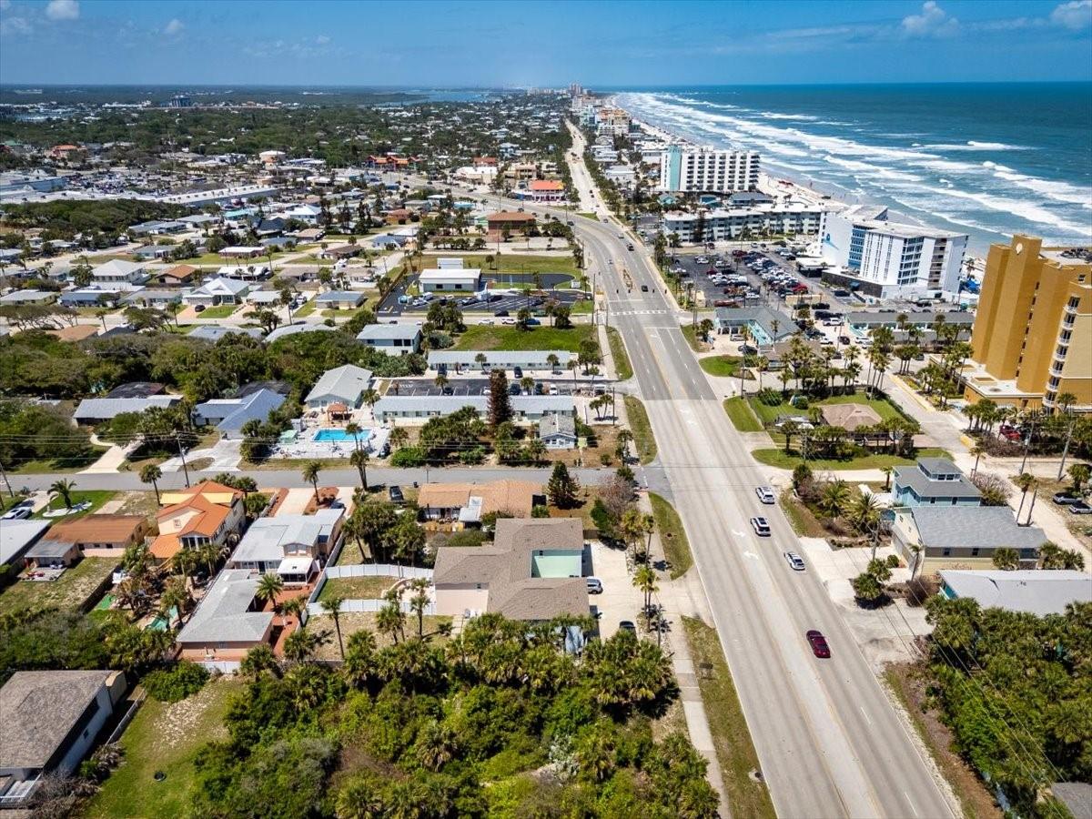 NEW SMYRNA BEACH - Residential