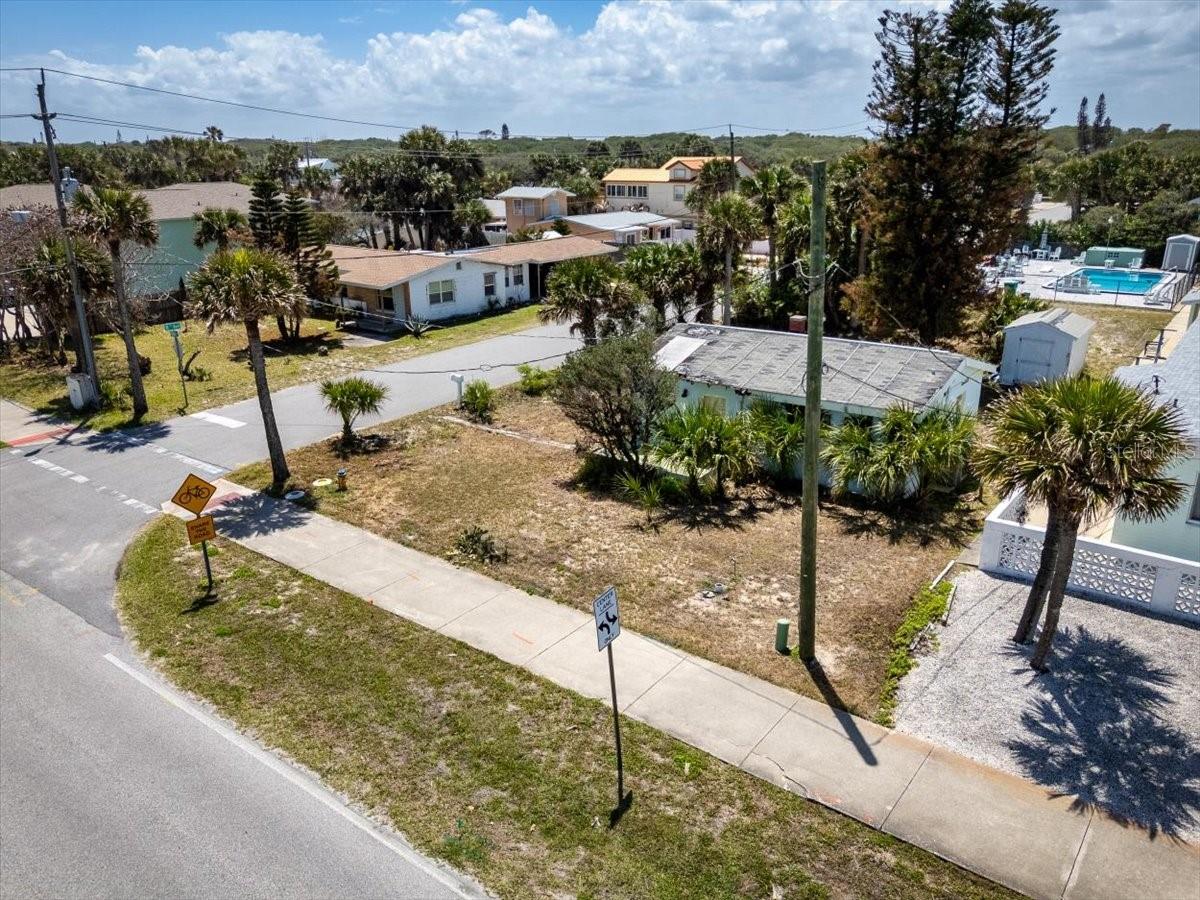 NEW SMYRNA BEACH - Residential