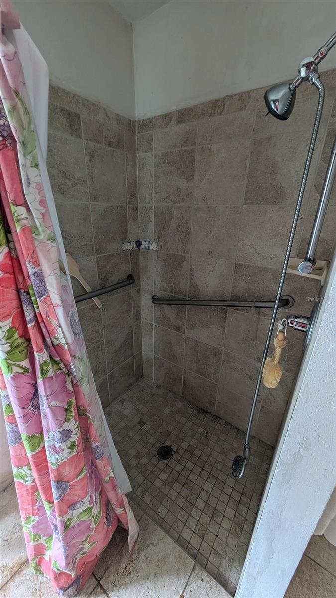 NEW SMYRNA BEACH - Residential