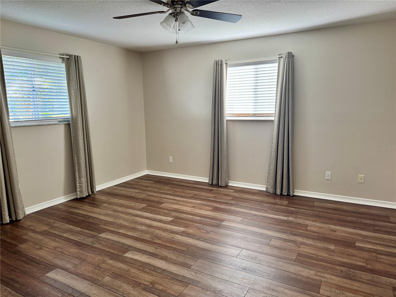 BAHIA OAKS UN 03 - Residential