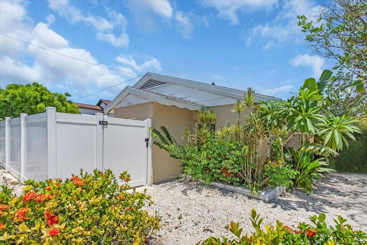 BAYVIEW - Residential Income