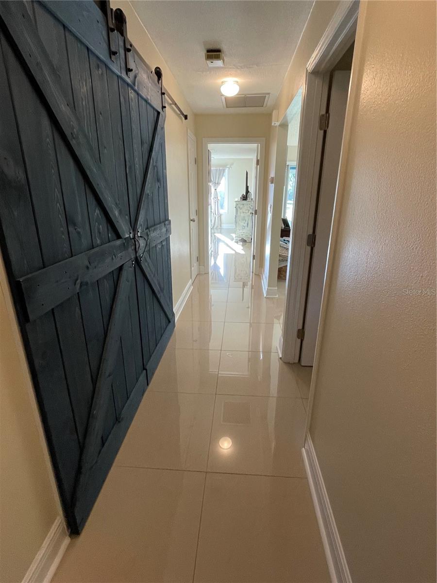 POINTE ALEXIS SOUTH - Residential