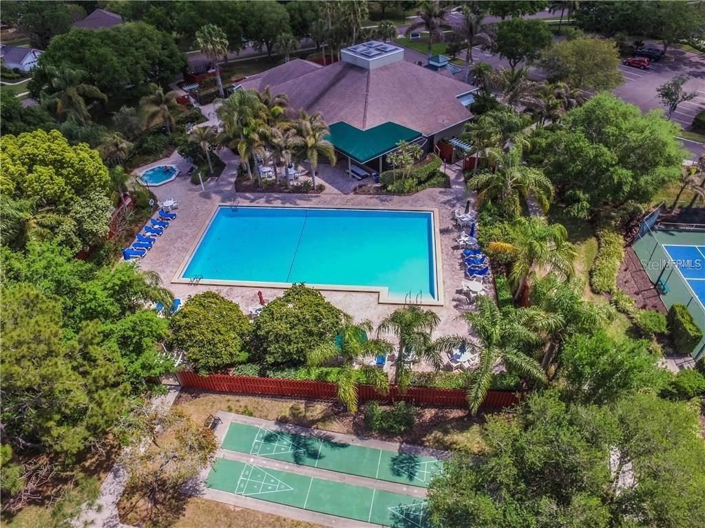 POINTE ALEXIS SOUTH - Residential
