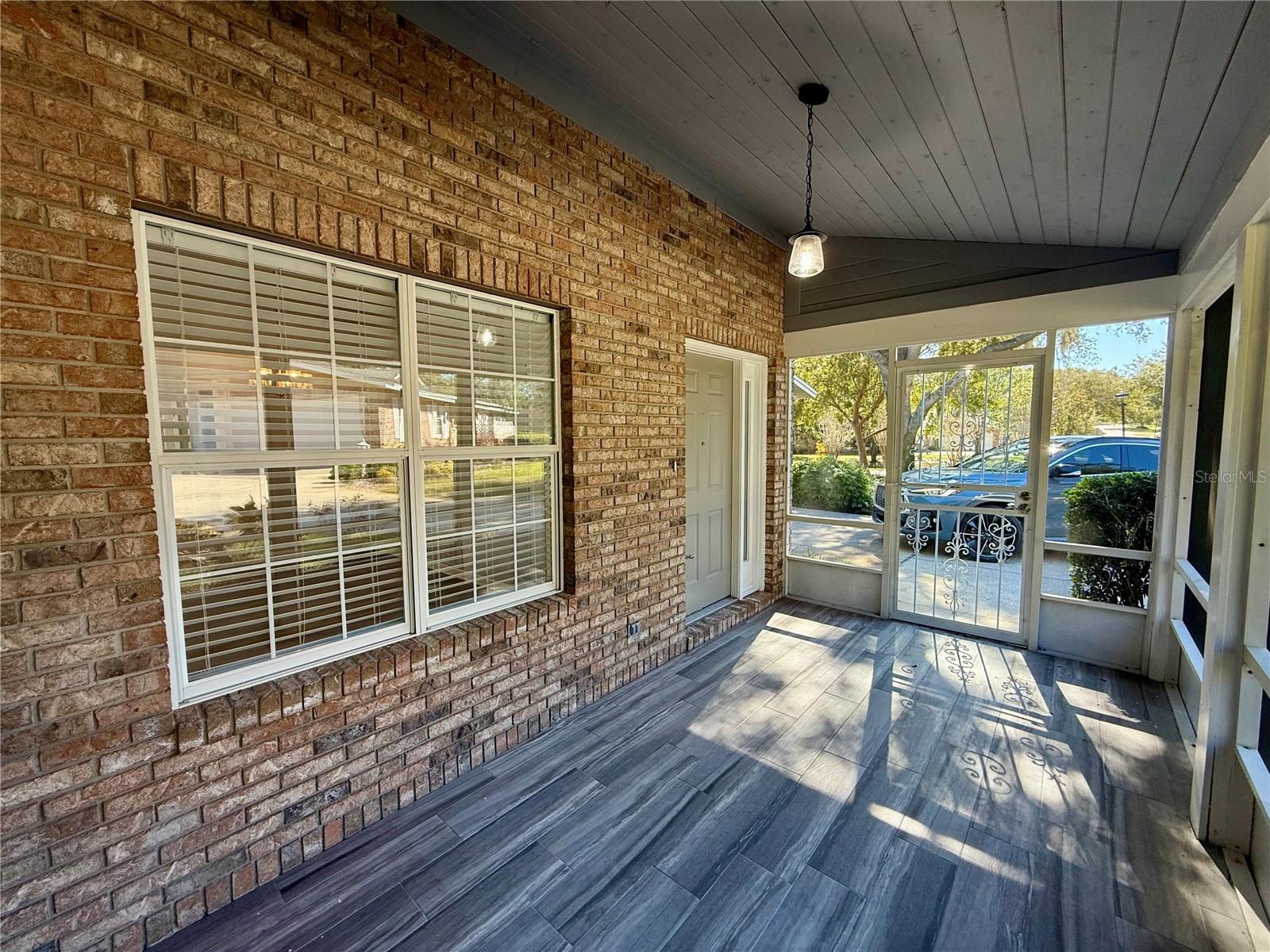 GLEN EAGLES GOLF VILLA - Residential Lease