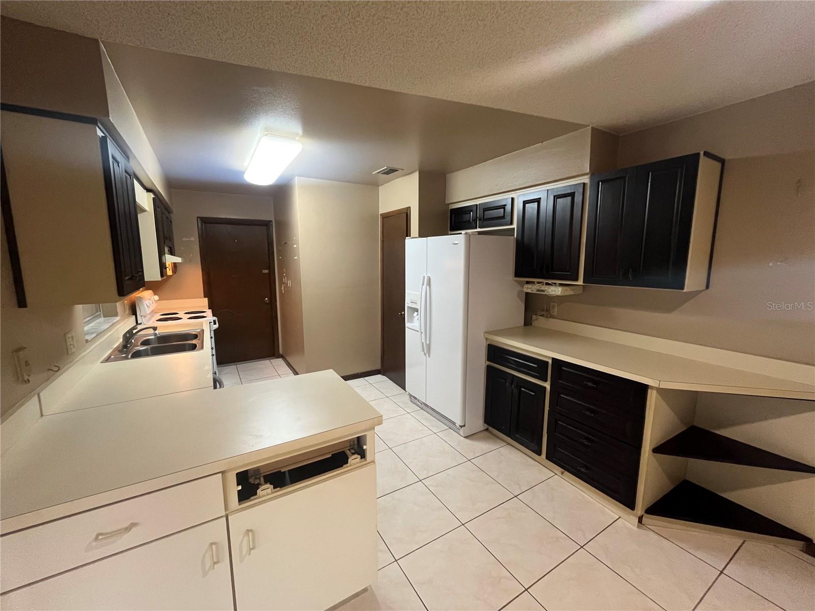 630 W BLUE LAKE TERRACE
