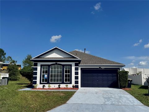 Photo of 207 High Ridge Drive, Davenport, FL 33837 (MLS # S5133560)
