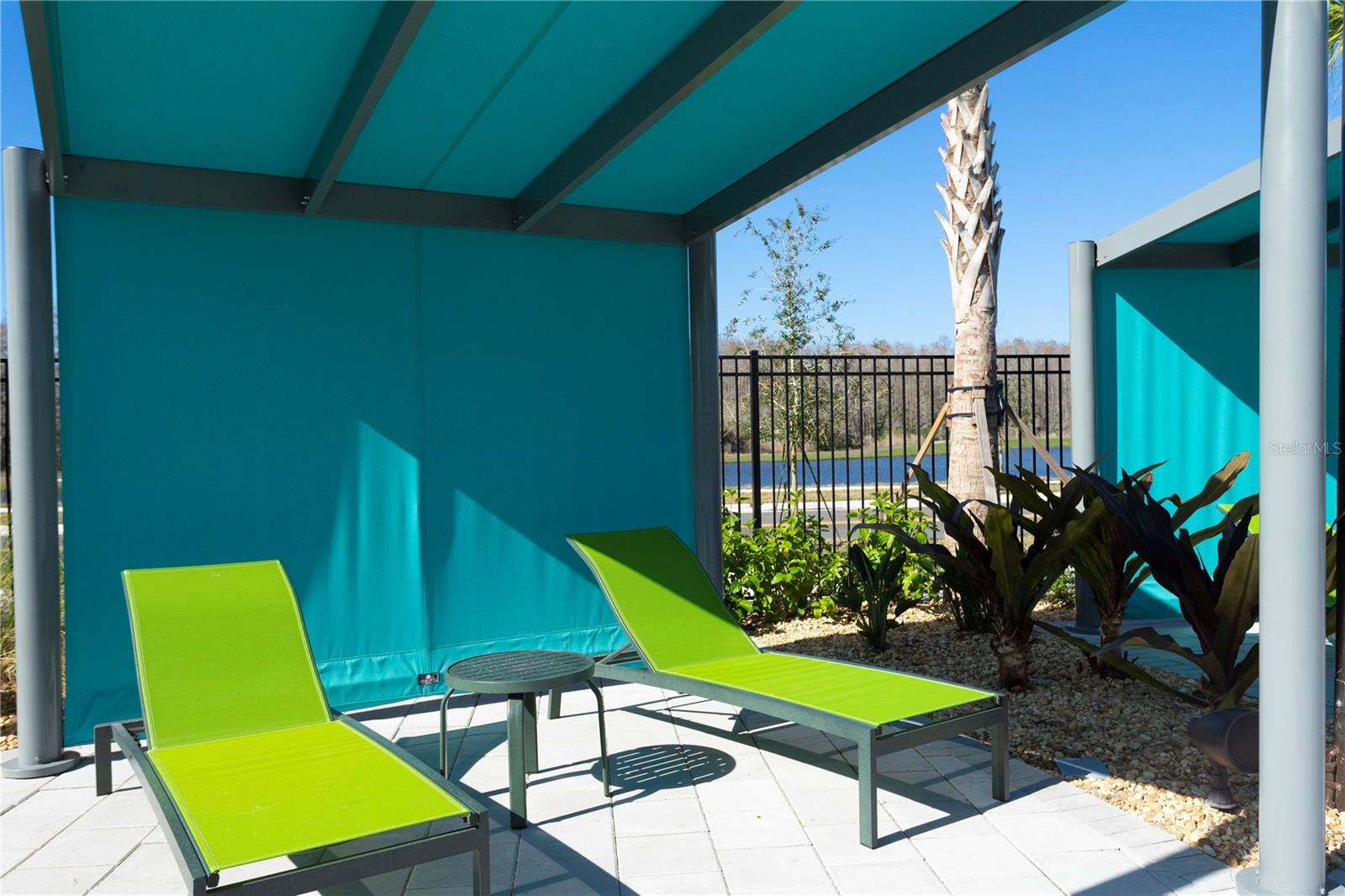 STOREY LAKE THE COVE - Residential