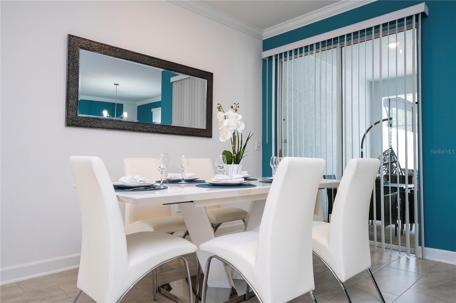 STOREY LAKE THE COVE - Residential