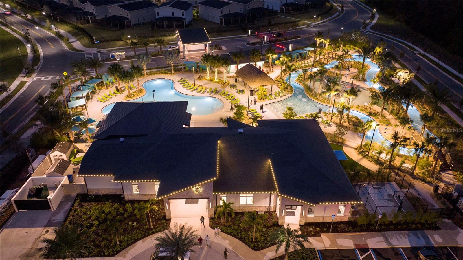 STOREY LAKE THE COVE - Residential