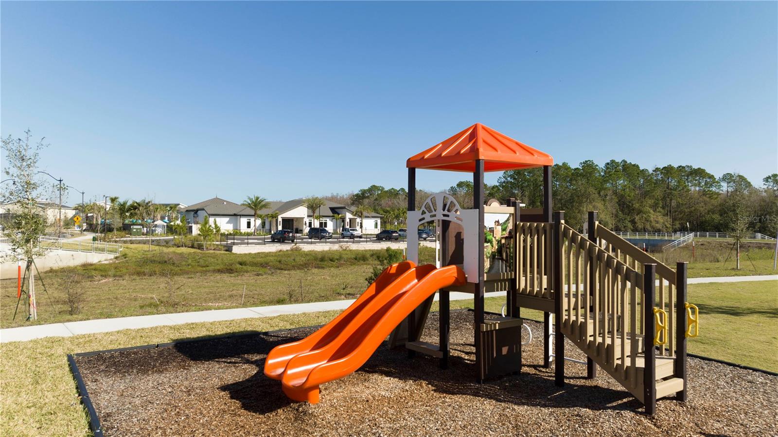 STOREY LAKE THE COVE - Residential