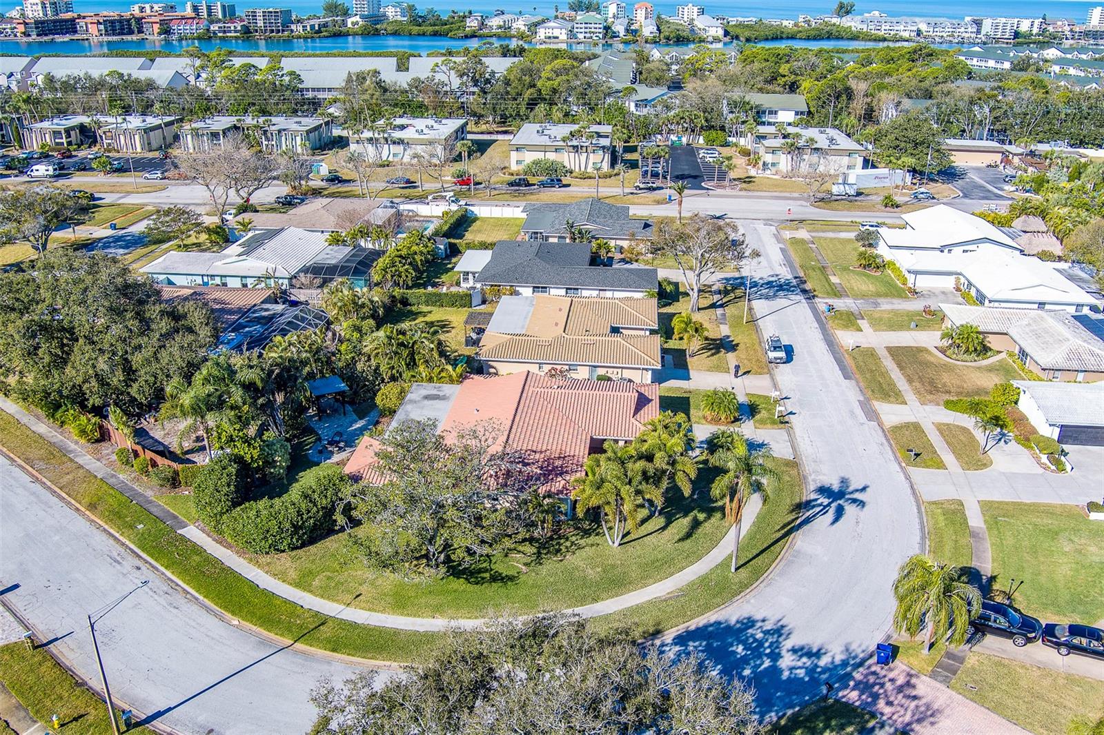 IMPERIAL POINT - Residential