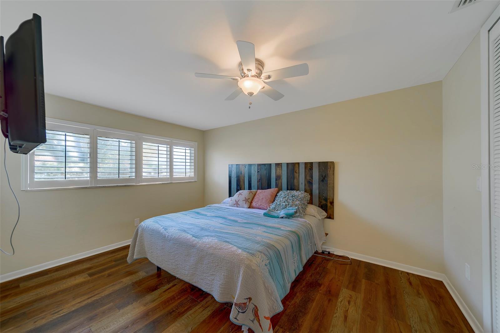 IMPERIAL POINT - Residential