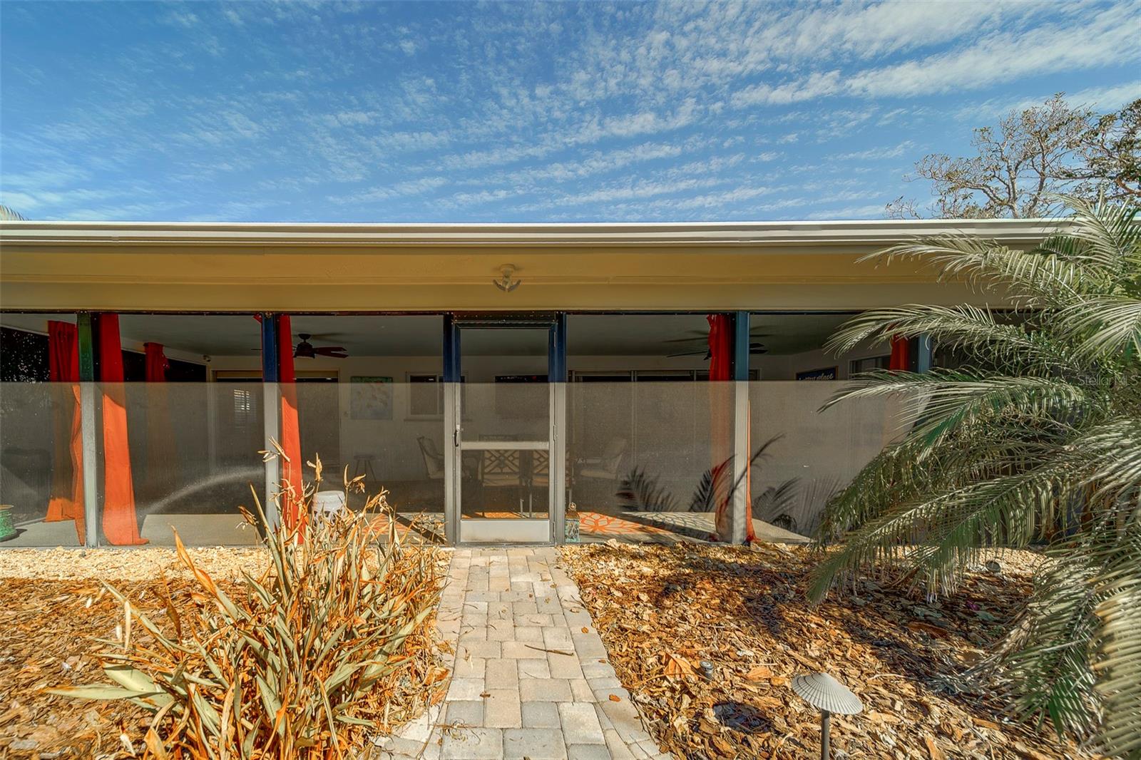 IMPERIAL POINT - Residential