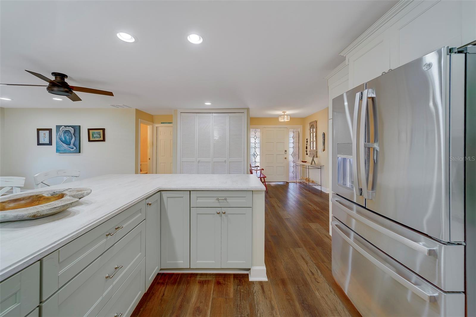 IMPERIAL POINT - Residential