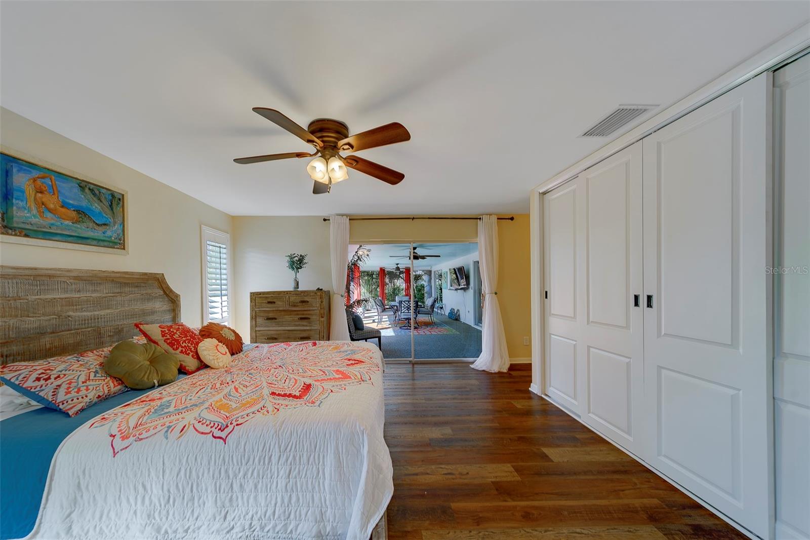 IMPERIAL POINT - Residential