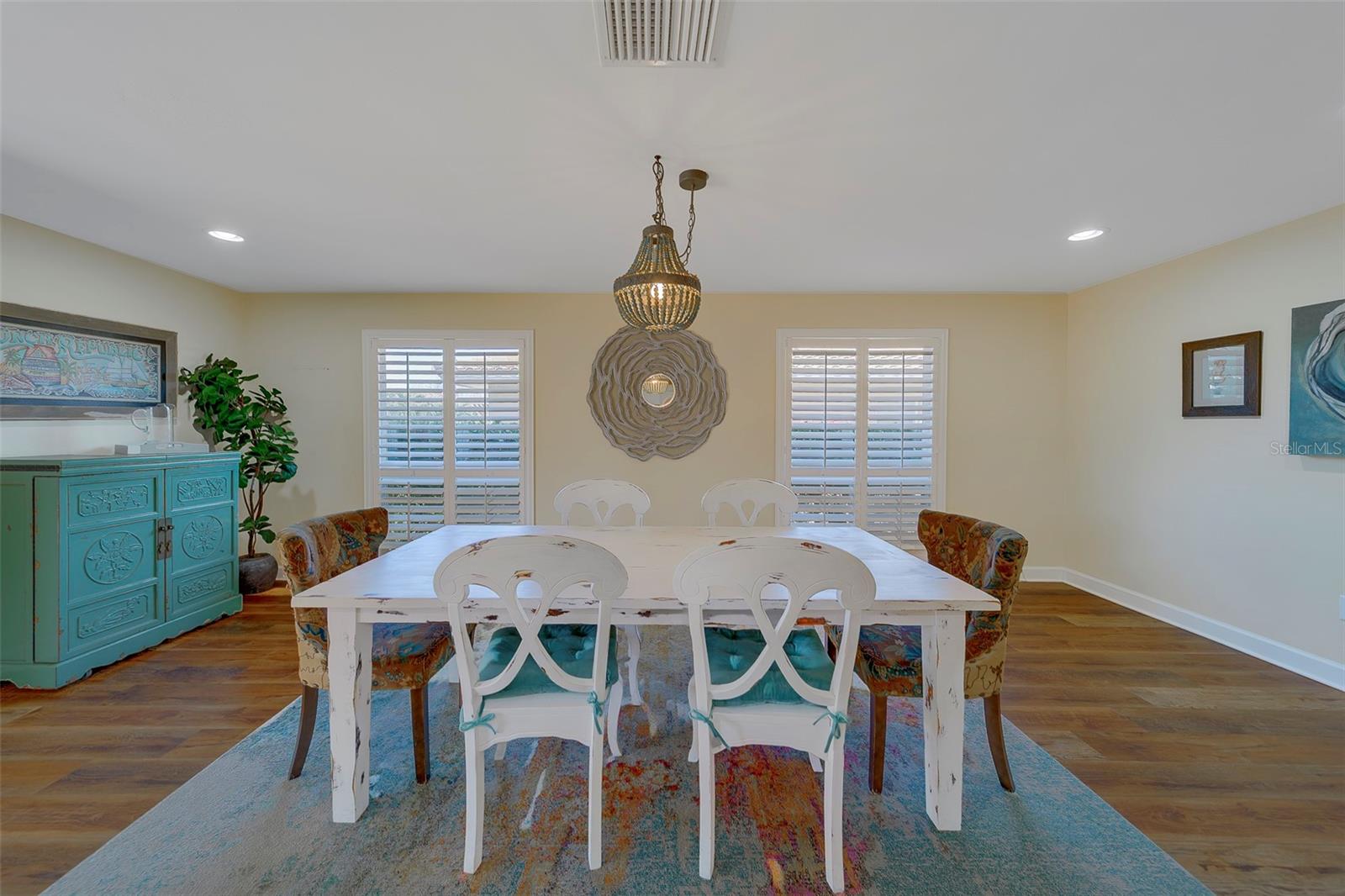 IMPERIAL POINT - Residential