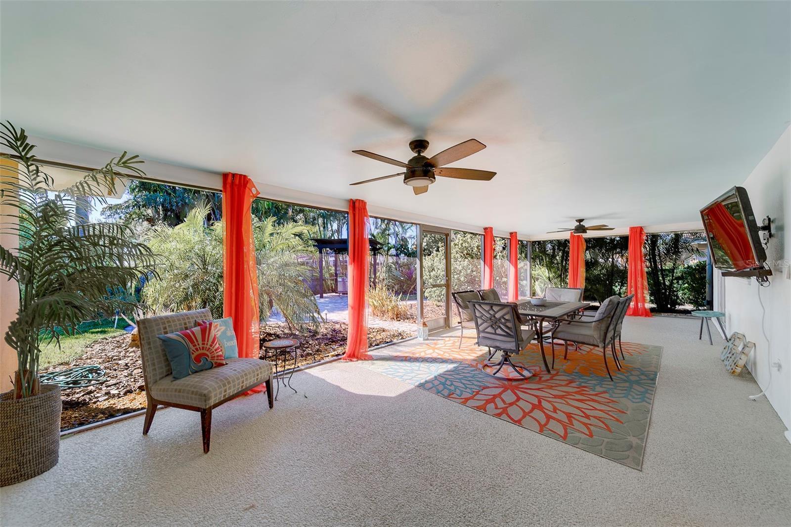 IMPERIAL POINT - Residential