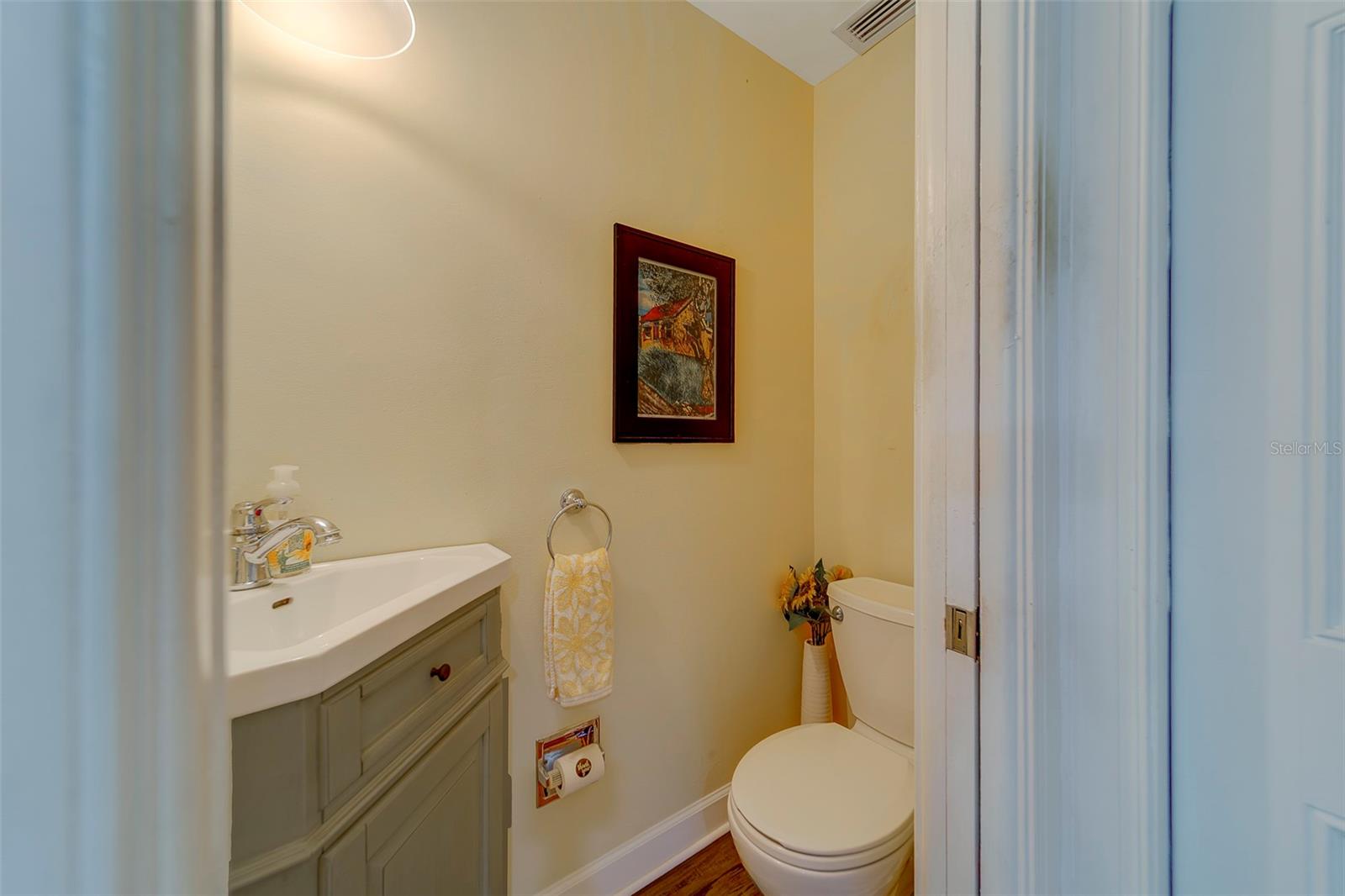 IMPERIAL POINT - Residential