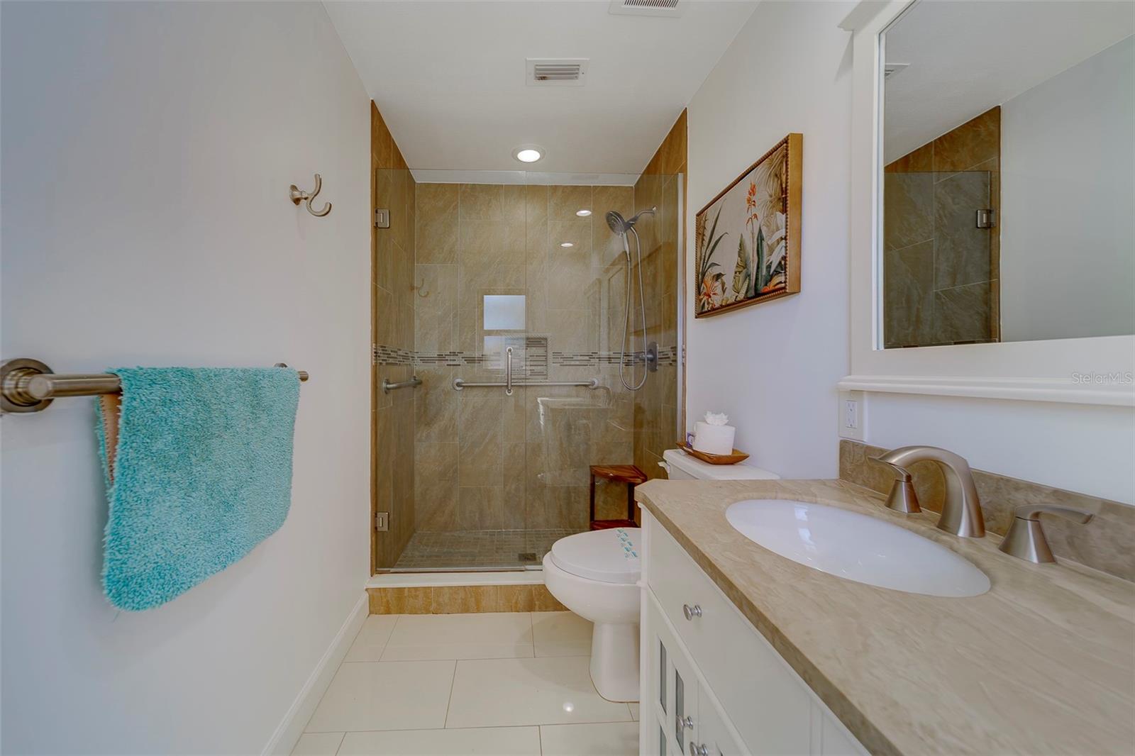 IMPERIAL POINT - Residential