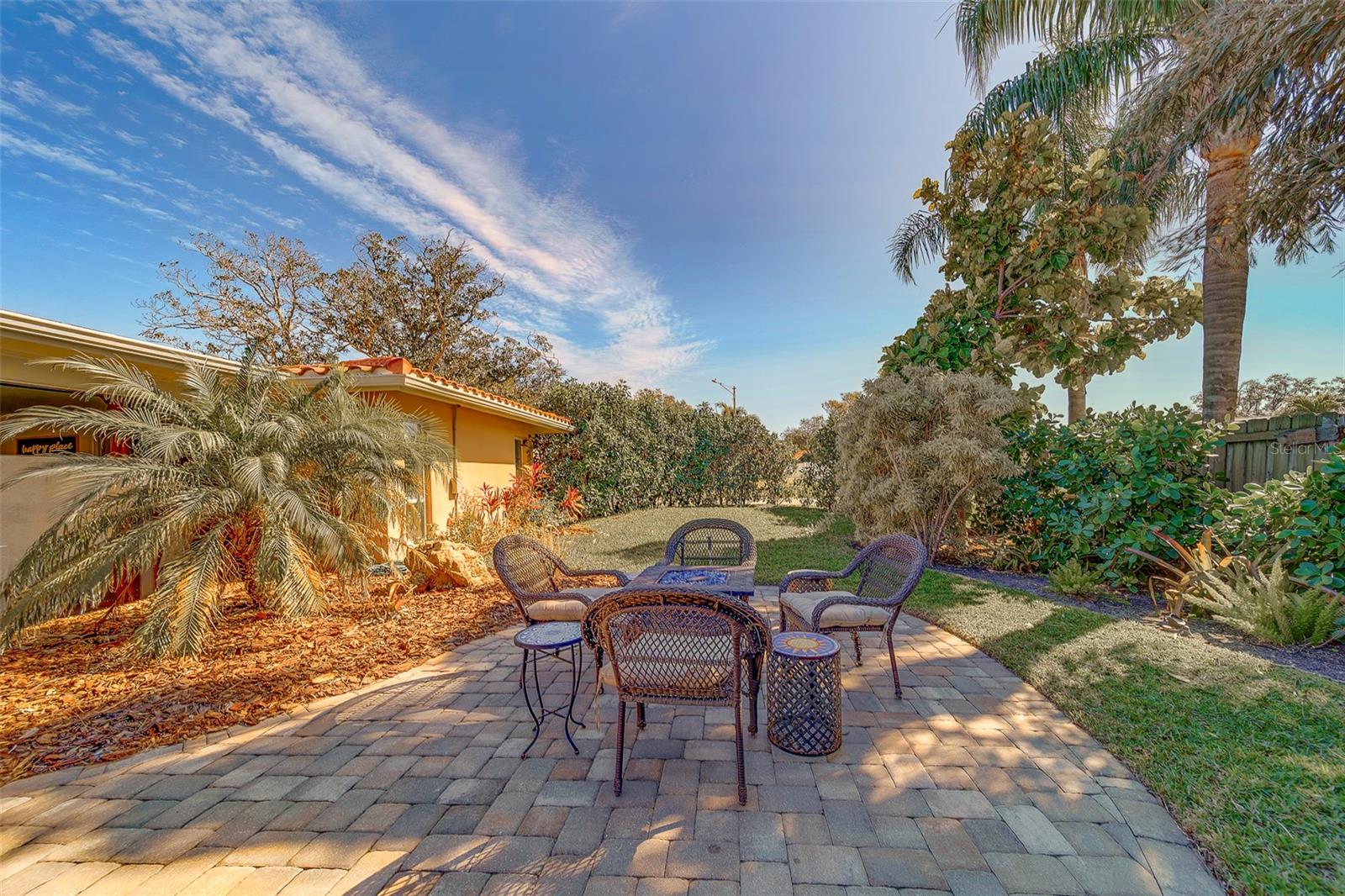 IMPERIAL POINT - Residential