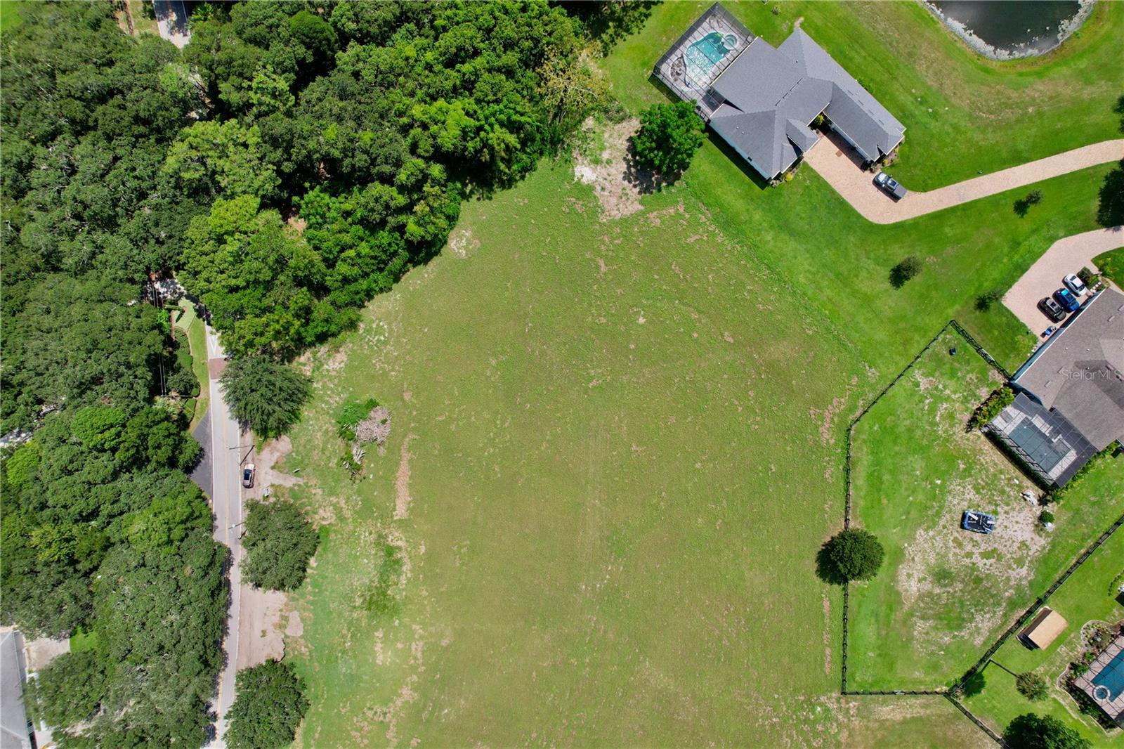 SLOEWOOD MANOR - Land