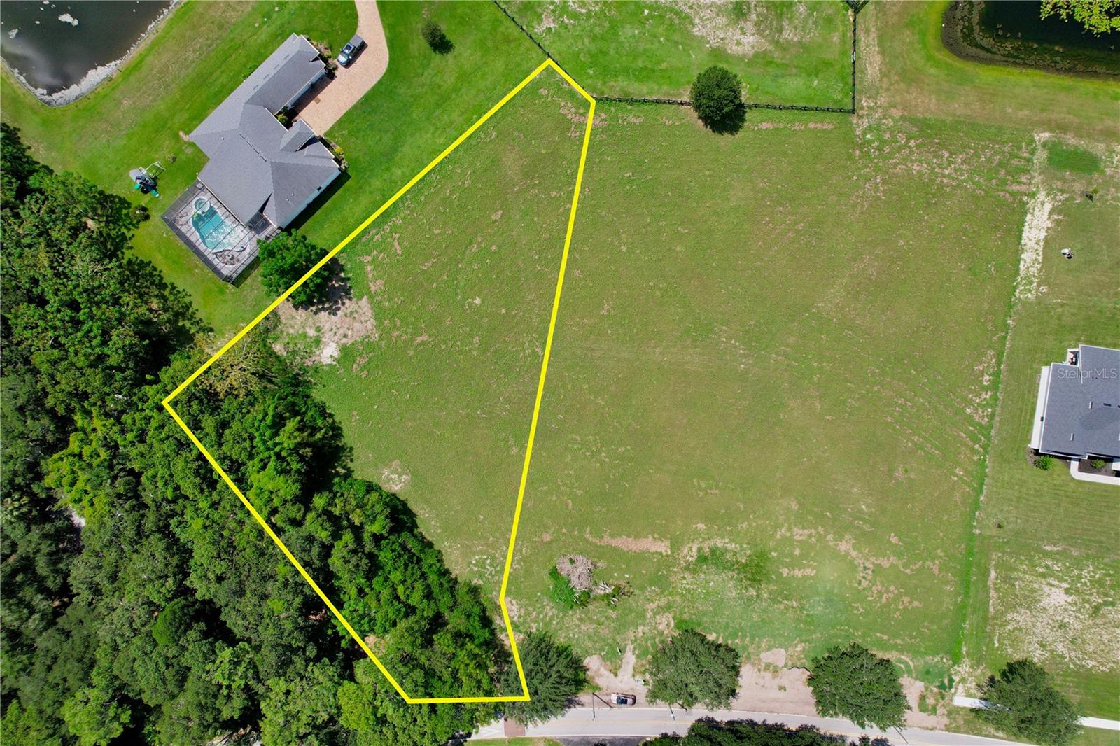 SLOEWOOD MANOR - Land