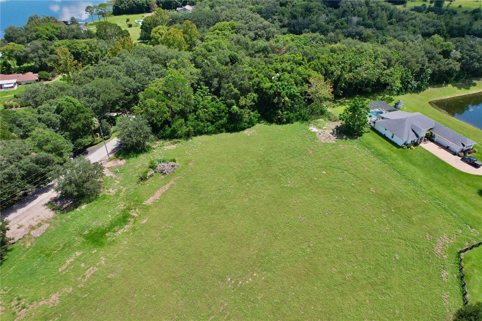 SLOEWOOD MANOR - Land