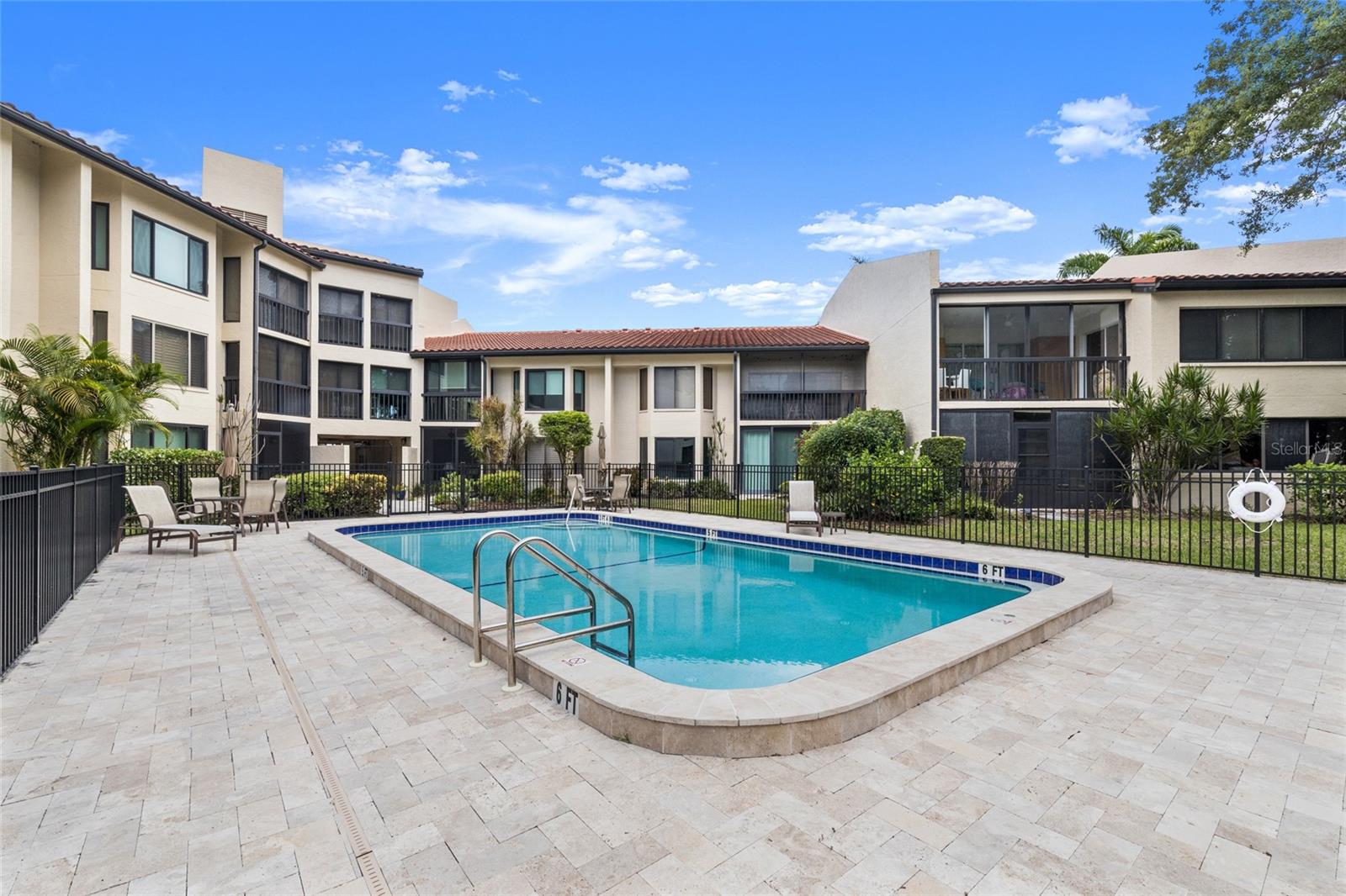 HUDSON HARBOUR - Residential Lease