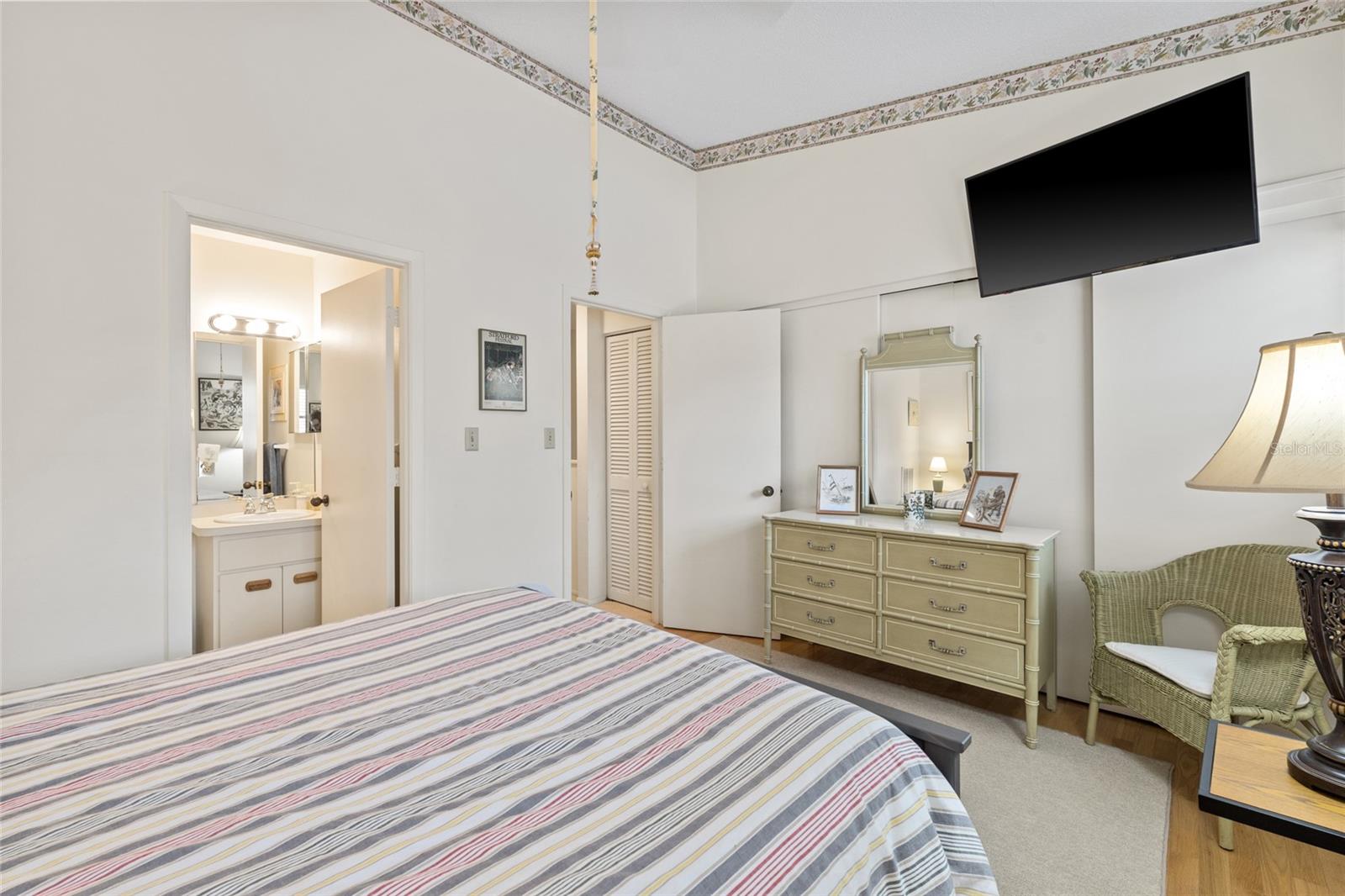 HUDSON HARBOUR - Residential Lease