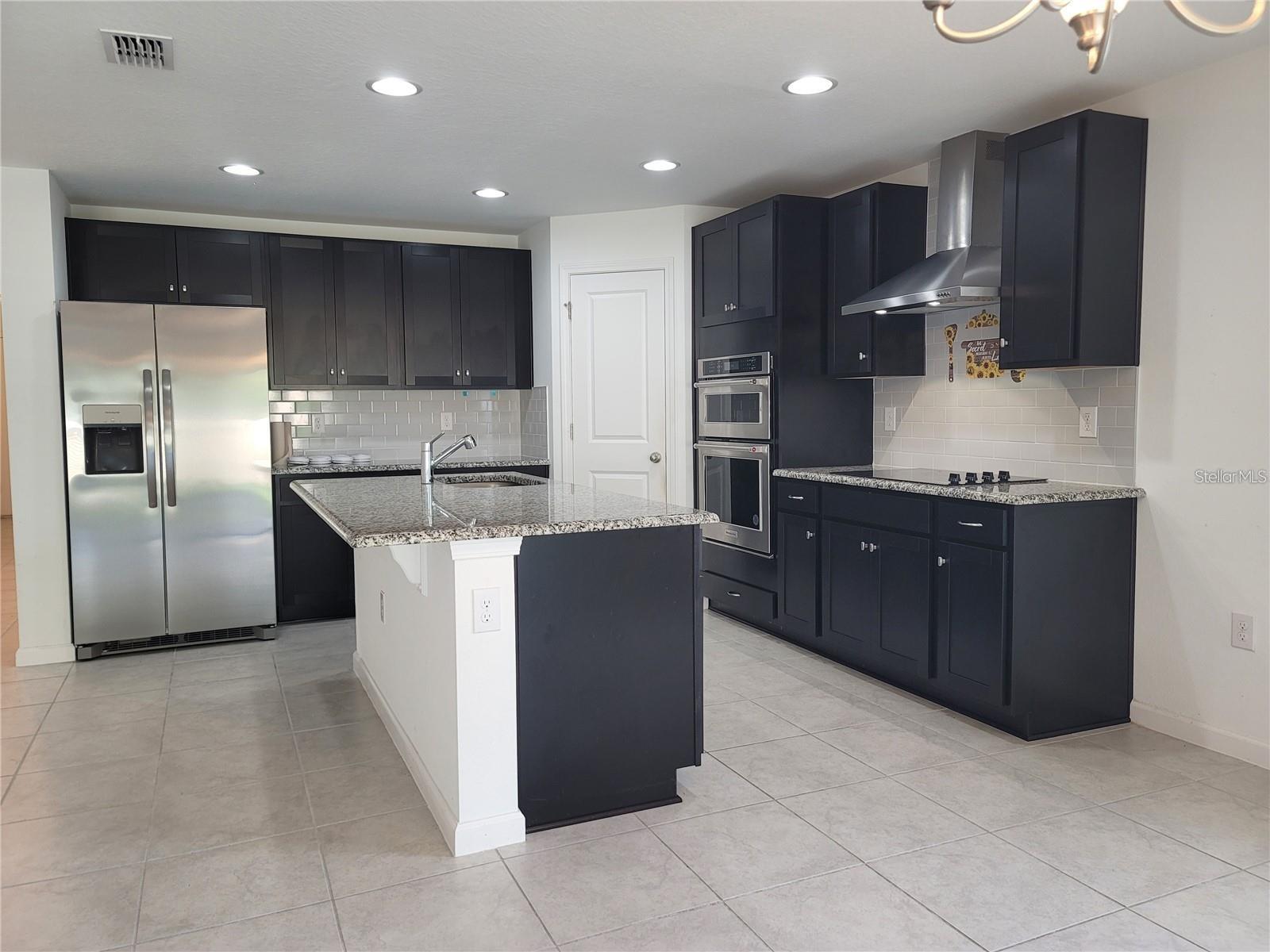 HAMMOCK RESERVE PH 1 - Residential Lease