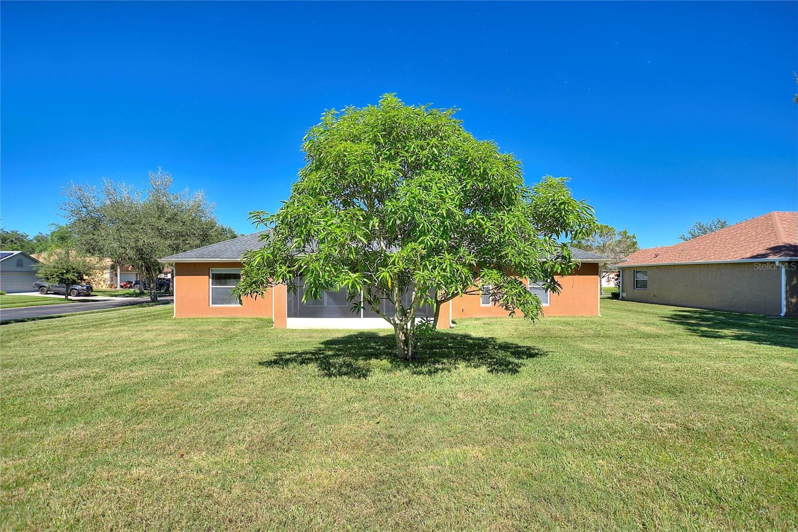 EAST LAKE COVE PH 1 - Residential Lease