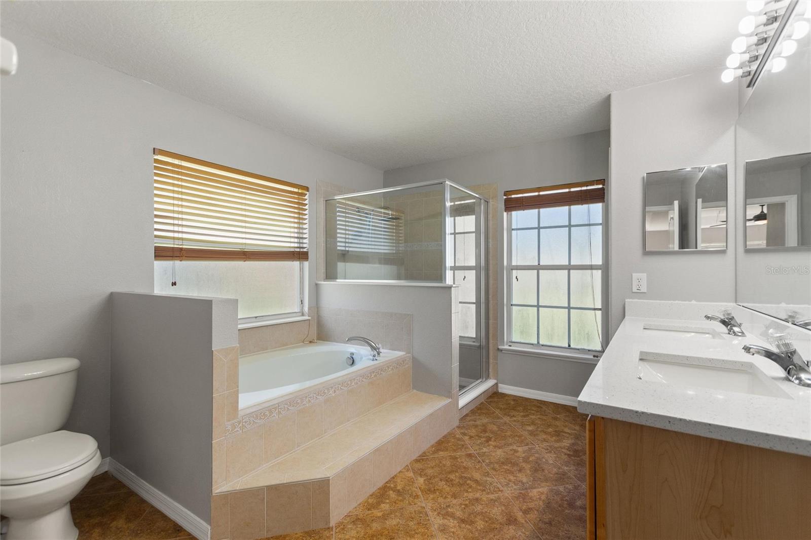 EAST LAKE COVE PH 1 - Residential Lease