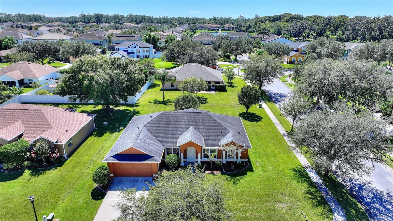 EAST LAKE COVE PH 1 - Residential Lease