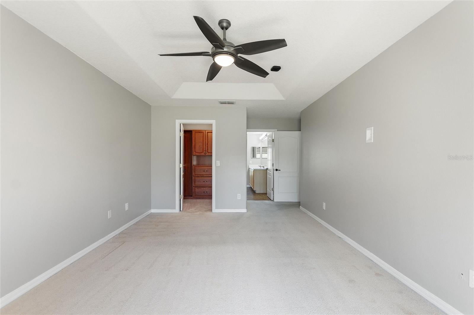 EAST LAKE COVE PH 1 - Residential Lease