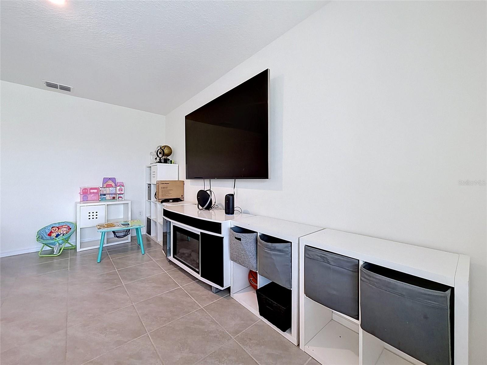 EDEN HILLS PH 2 - Residential Lease