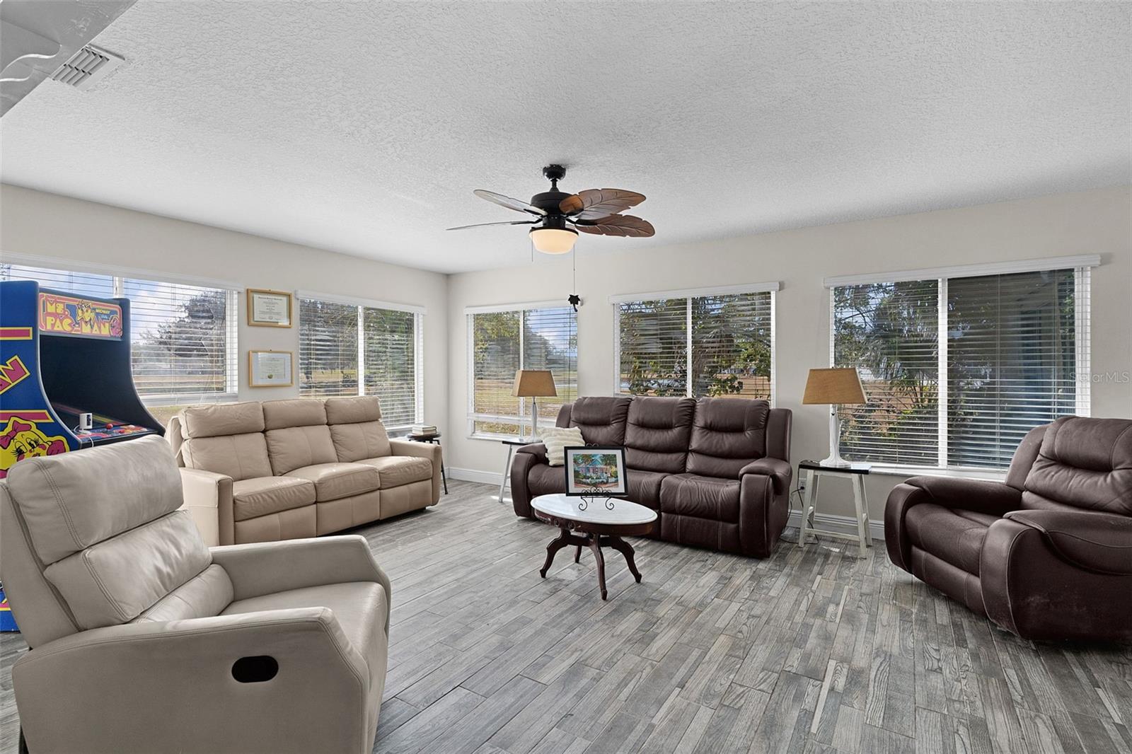 SPRUCE CRK SOUTH 03 - Residential