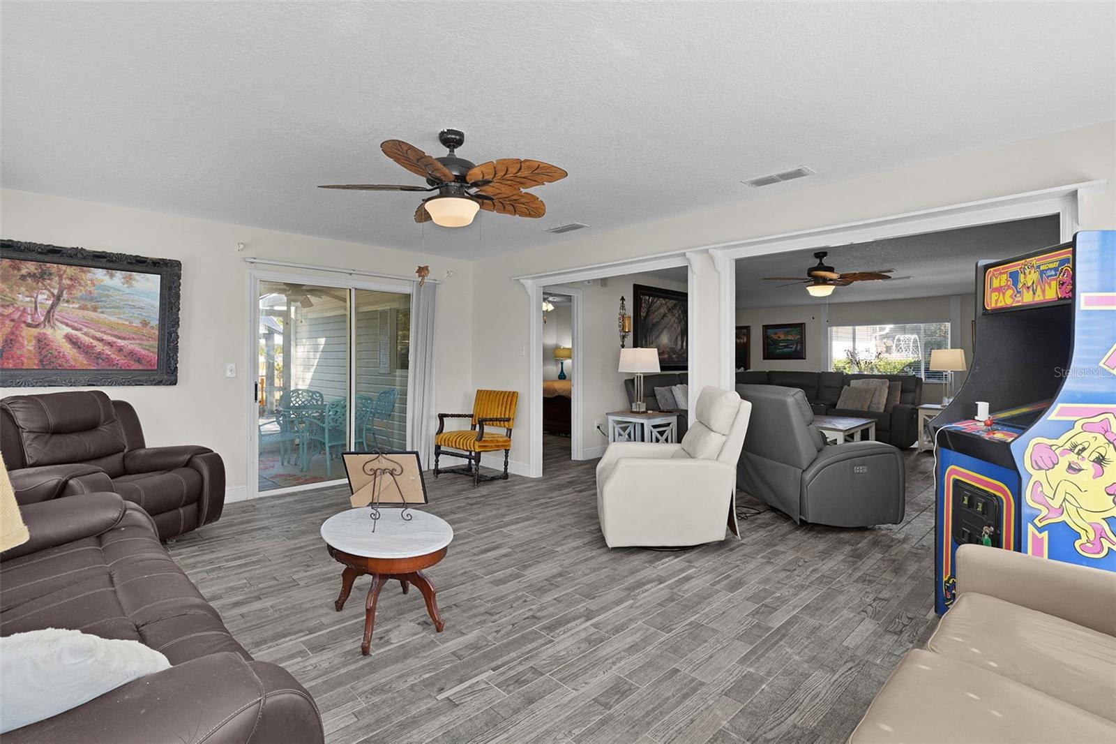 SPRUCE CRK SOUTH 03 - Residential