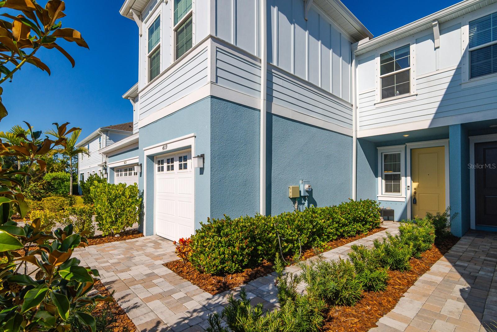 SIENNA PARK TWNHMS/UNIVERSITY - Residential